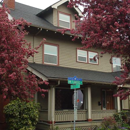 Portland International Guesthouse Exterior photo