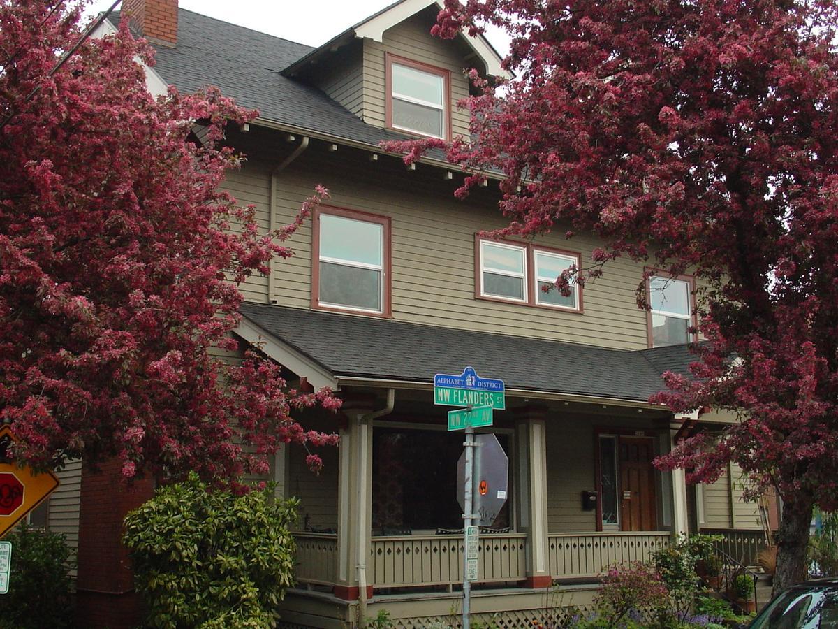 Portland International Guesthouse Exterior photo